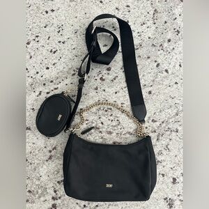 DKNY Chain Shoulder Bag Crossbody Detachable Strap w/ Ear Bud Coin Purse Black‎